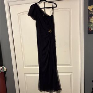 Tadashi Shoji Purpke One-Shoulder Dress